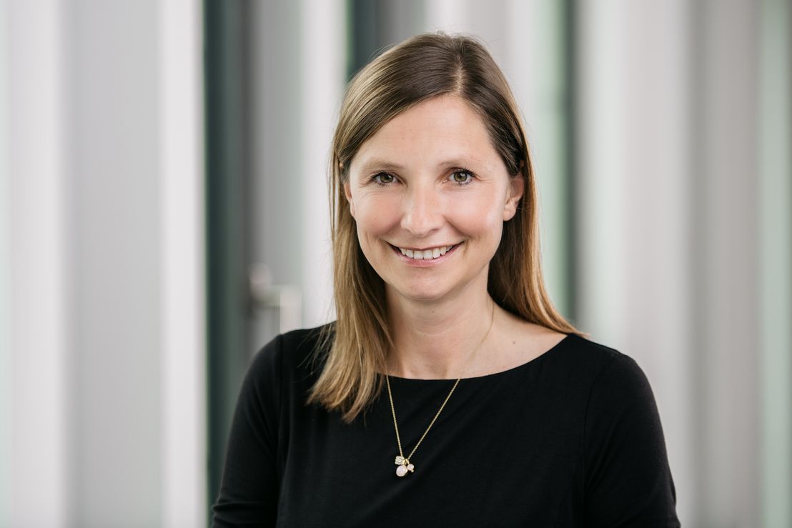 Frau Laura Hartung