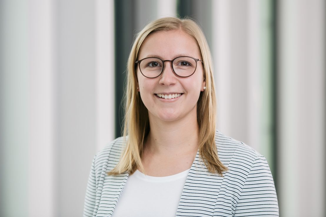 Frau Lisa Grunzel